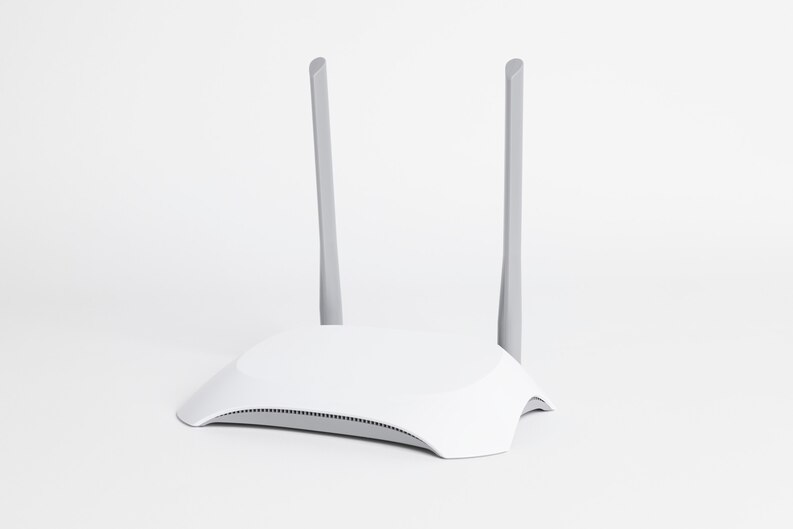 [fpdl.in]_wireless-router-mockup-5g-network-device_53876-96815_medium